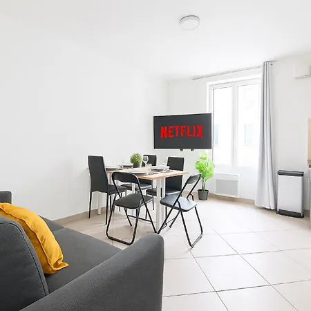 Eiffel Tower Heart Of Paris 1Br-4P With Netflix-2